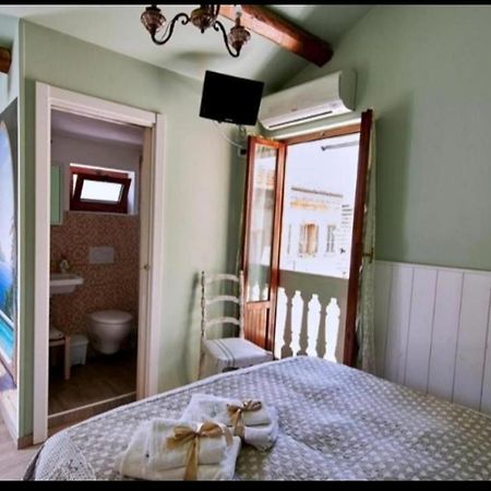 Castello Bed & Breakfast ซัน เบเนเดตโต เดล ตรอนโต ภายนอก รูปภาพ